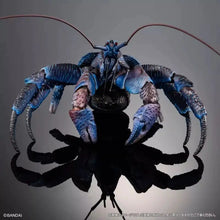 Cargar imagen en el visor de la galería, The Diversity of Life on Earth Coconut Crab Exclusive Figure - ShopAnimeStyle
